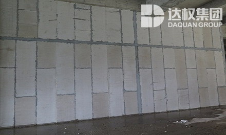 新型墻體的最終造價能否被接受才是重點